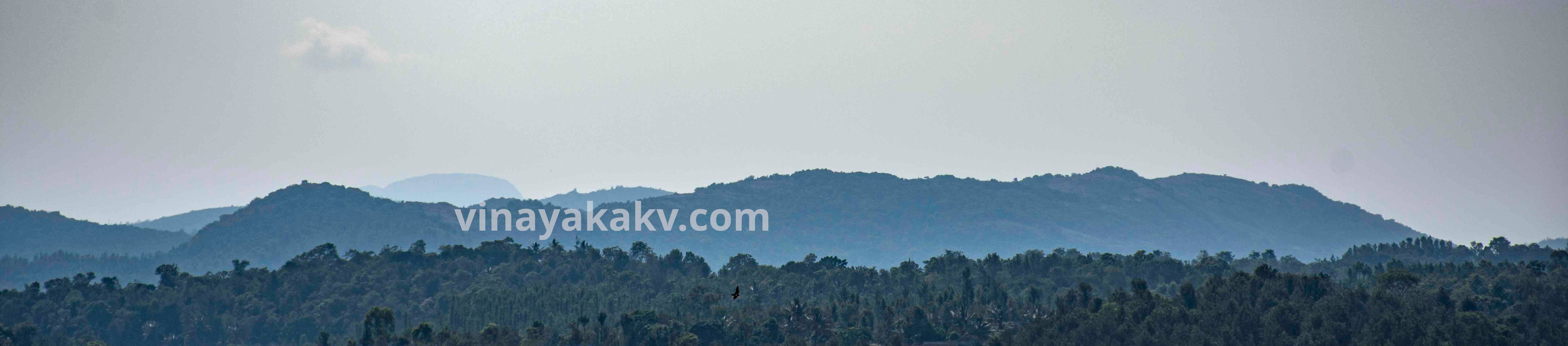 A panoramic view of hills from Somavārapeṭĕ